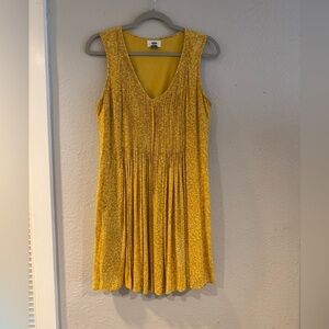 Old Navy Golden Yellow Pleated Crepe Dress size Small